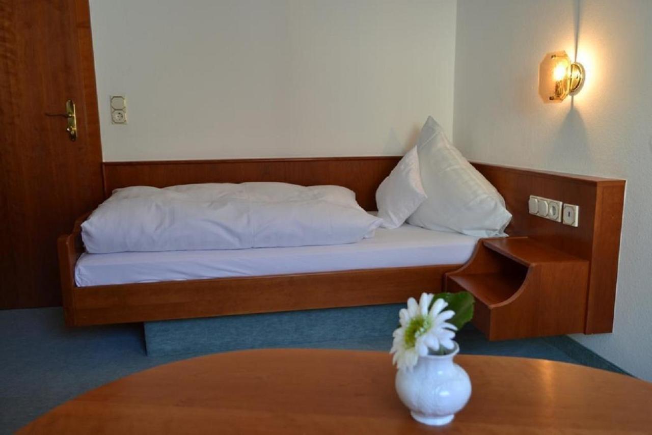 Hotel Hofgarten Bad Buchau Eksteriør bilde